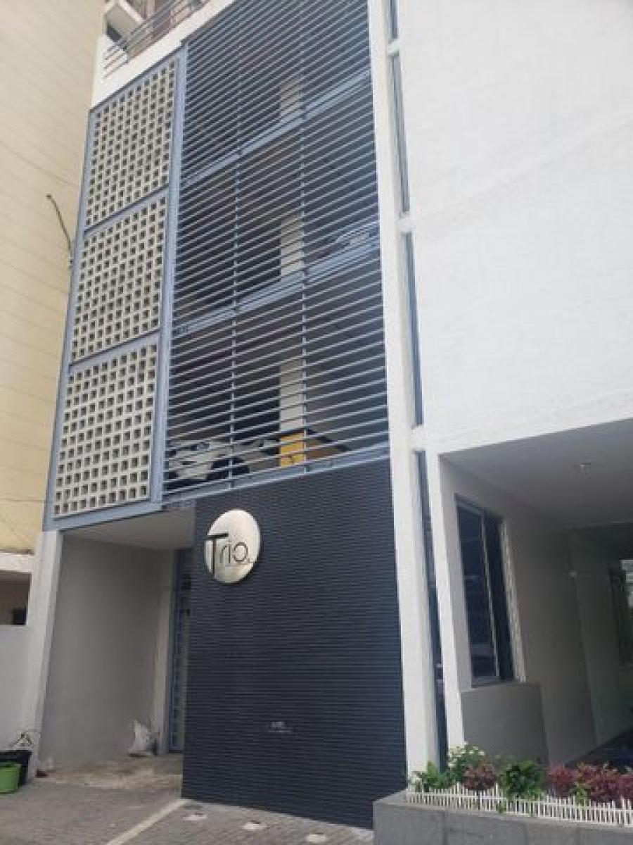 Home in Metric Way