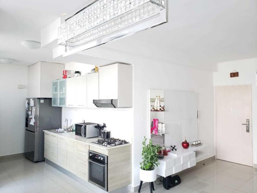 Home in Metric Way