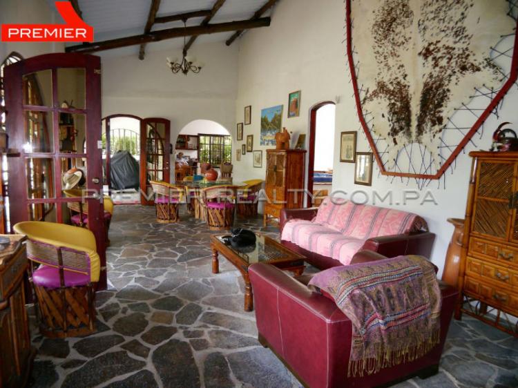 Foto Casa en Venta en La Central, Antn, Cocl - U$D 420.000 - CAV2783 - BienesOnLine