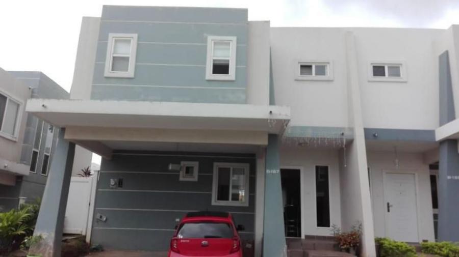 Foto Casa en Alquiler en Brisas Del Golf, Panam - U$D 1.100 - CAA30141 - BienesOnLine