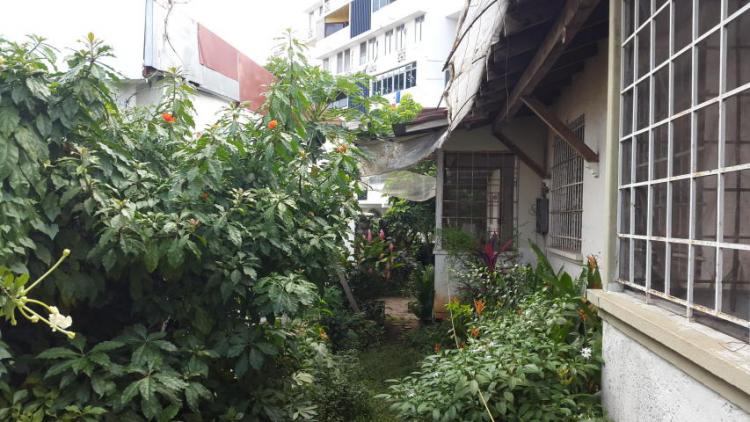 Home in Metric Way