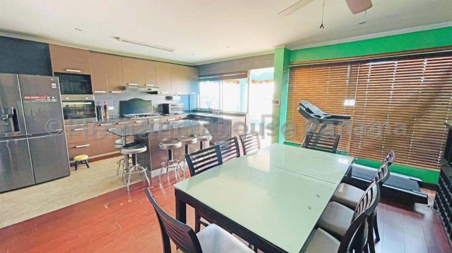 Foto Casa en Venta en Ciudad de Panamá, Panamá - U$D 392.000 - CAV84016 - BienesOnLine