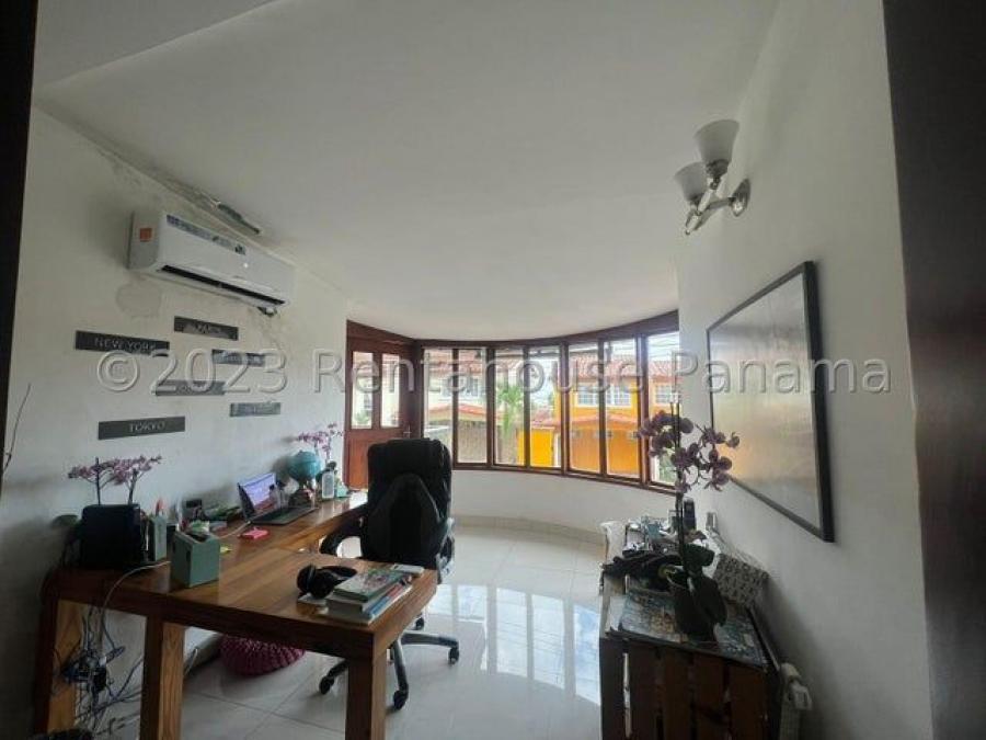 Foto Casa en Venta en Brisas del Golf, San Miguelito, Panam - U$D 395.000 - CAV68357 - BienesOnLine