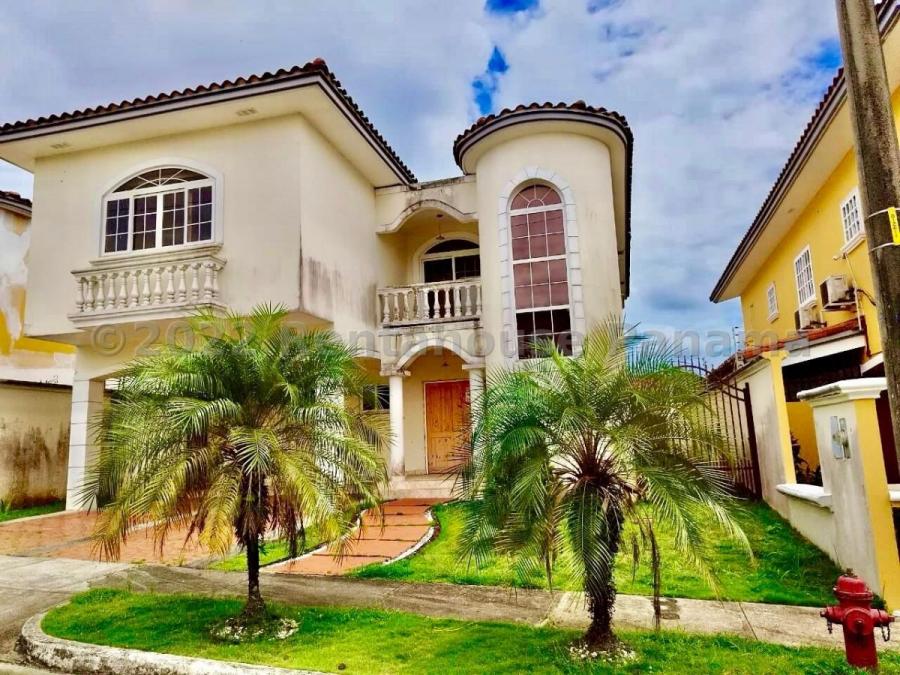 Foto Casa en Venta en ALTOS DE SANTA MARIA, Panam - U$D 474.000 - CAV52154 - BienesOnLine