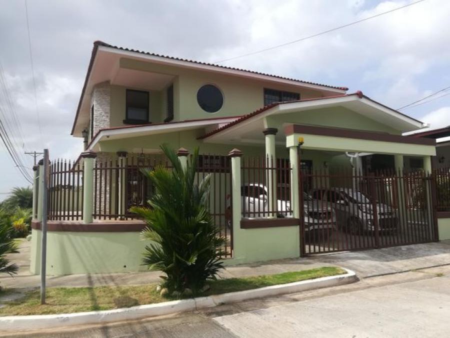 Foto Casa en Venta en BRISAS DEL GOLF, Panam - U$D 380.000 - CAV65431 - BienesOnLine