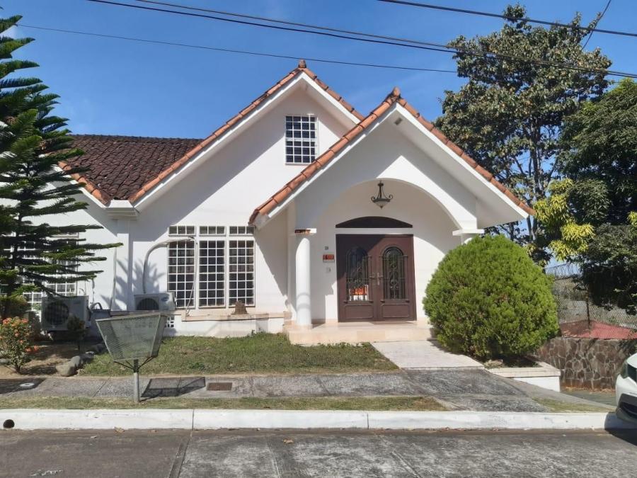 Foto Casa en Venta en BRISAS DEL GOLF, Panam - U$D 370.000 - CAV57577 - BienesOnLine