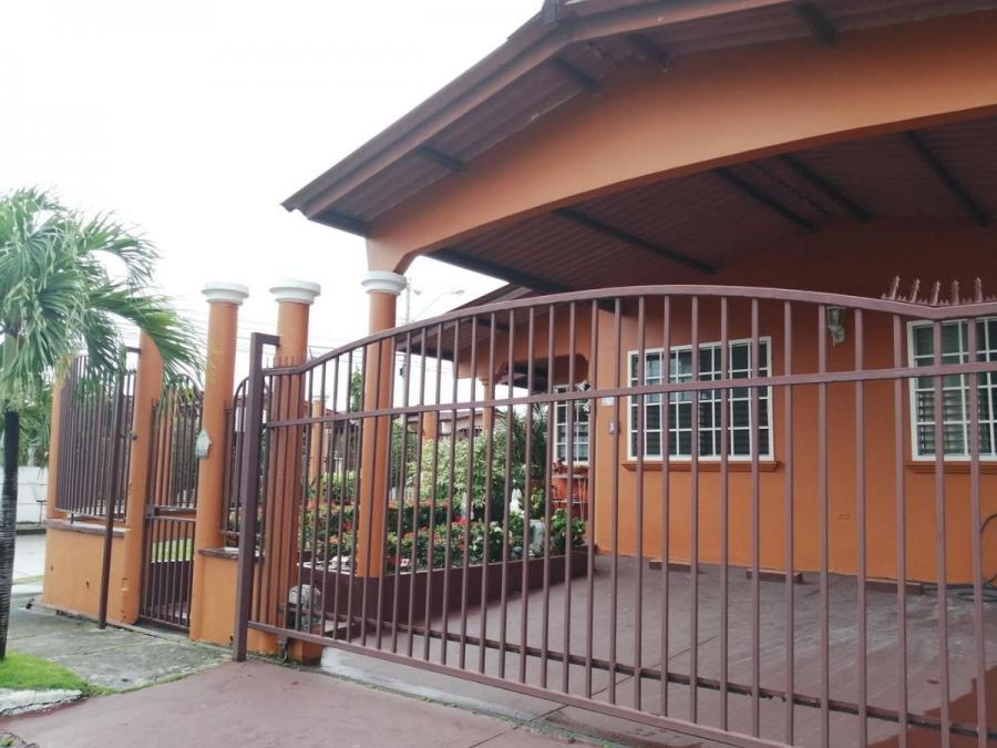 Foto Casa en Venta en BRISAS DEL GOLF, Panam - U$D 235.000 - CAV69537 - BienesOnLine