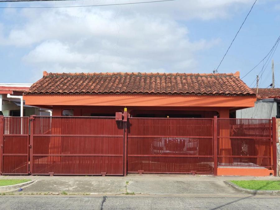 Foto Casa en Venta en CAMPO LIMBERG, Panam - U$D 208.000 - CAV54184 - BienesOnLine
