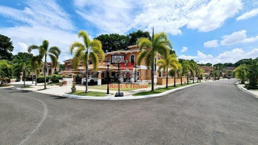 Foto Casa en Venta en CLAYTON, Panam - U$D 890.000 - CAV61338 - BienesOnLine