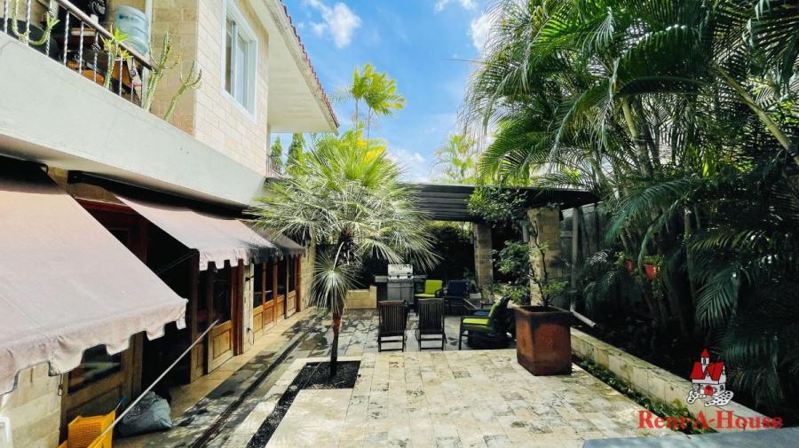 Foto Casa en Venta en COSTA DEL ESTE, Panamá - U$D 1.200.000 - CAV63170 - BienesOnLine