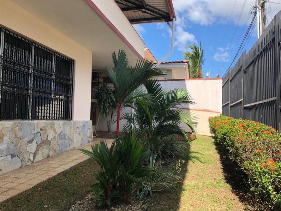 Foto Casa en Venta en LA ALAMEDA, Panam - U$D 650.000 - CAV41705 - BienesOnLine