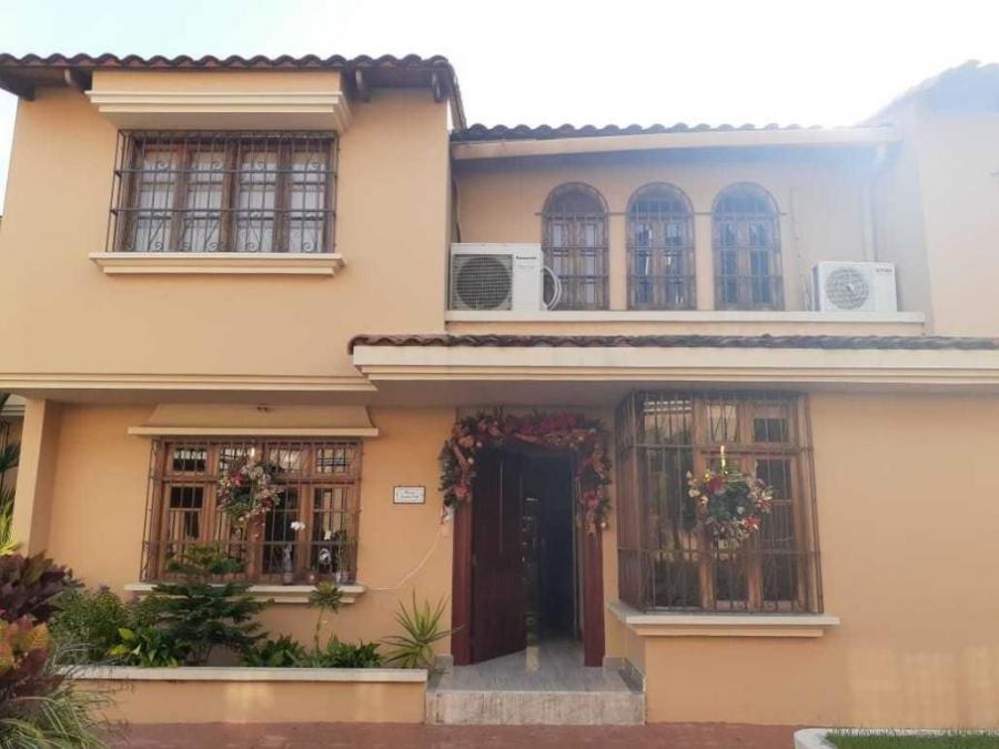 Foto Casa en Venta en PUEBLO NUEVO, Panam - U$D 375.000 - CAV37270 - BienesOnLine
