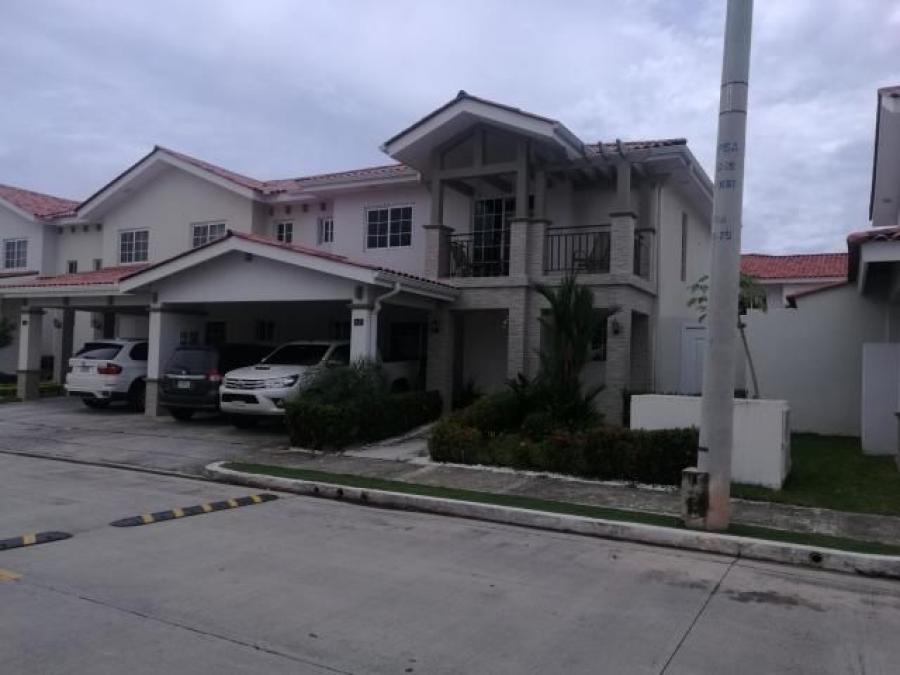 Foto Casa en Venta en VERSALLES, Panam - U$D 330.000 - CAV34204 - BienesOnLine