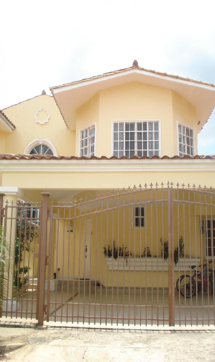 Foto Casa en Venta en Ciudad de Panam, Panam - U$D 250.000 - CAV453 - BienesOnLine