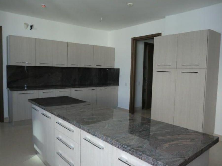 Foto Apartamento en Venta en COCO DEL MAR, Panam - U$D 950.000 - DEV33372 - BienesOnLine