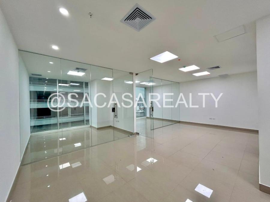 Hermosa y Moderna Oficina de 85 m² en Obarrio en alquiler