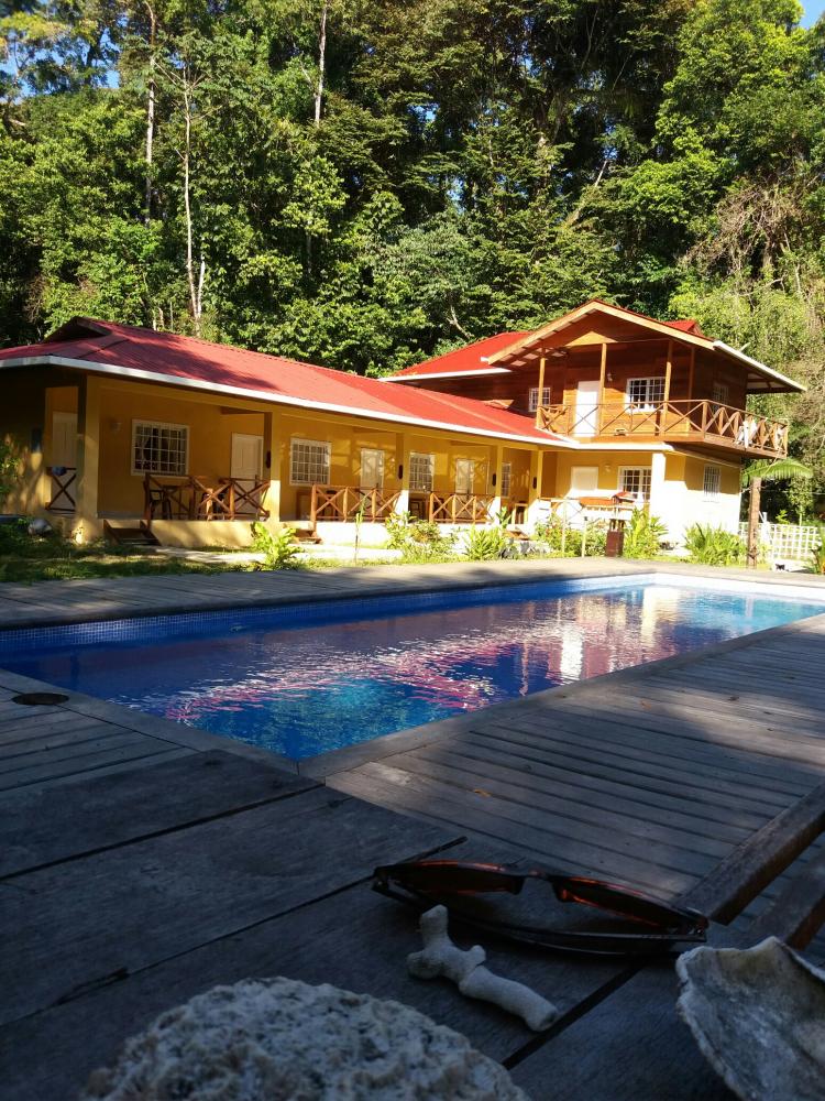 Foto Hotel en Venta en Isla Colon, Bocas del Toro, Bocas del Toro - U$D 695.000 - HOV24735 - BienesOnLine