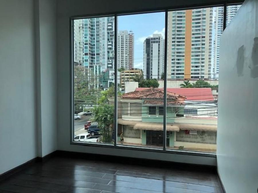 Foto Local en Alquiler en San Francisco, Panam - U$D 1.500 - LOA30947 - BienesOnLine