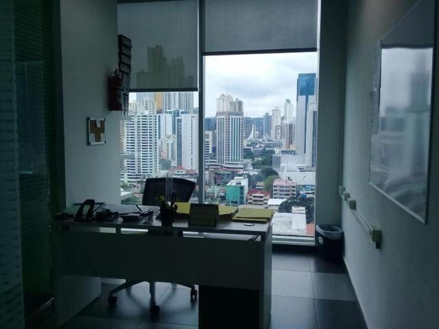 Foto Oficina en Alquiler en Obarrio, Ciudad de Panam, Panam - U$D 1.650 - OFA69472 - BienesOnLine