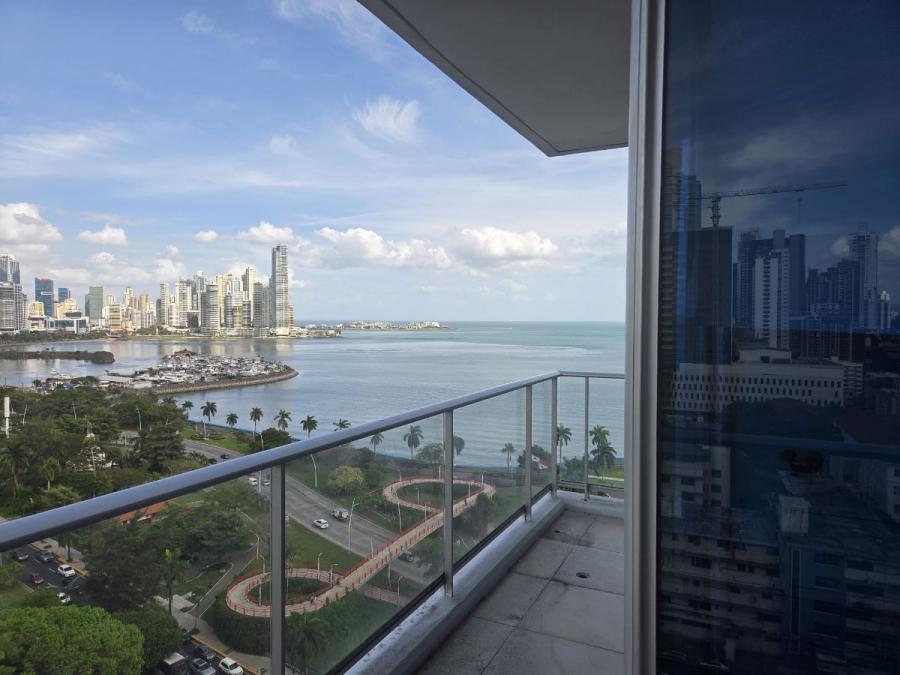 Foto Apartamento en Alquiler en AVENIDA BALBOA, Bella Vista, Panamá - U$D 1.400 - APA83446 - BienesOnLine