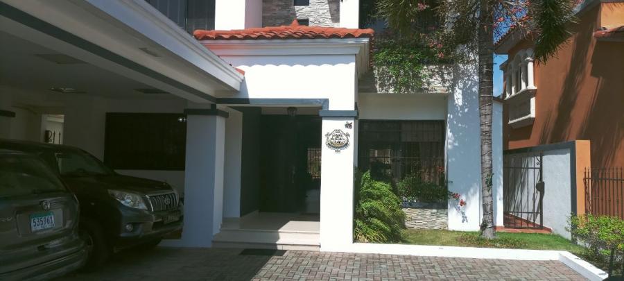 Foto Casa en Venta en Altos de Panama, Ciudad de Panam, Panam - U$D 695.000 - CAV62902 - BienesOnLine