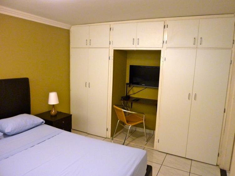 Foto Apartamento en Alquiler Vacacional en El Cangrejo, Ciudad de Panam, Panam - U$D 44 - APC1015 - BienesOnLine