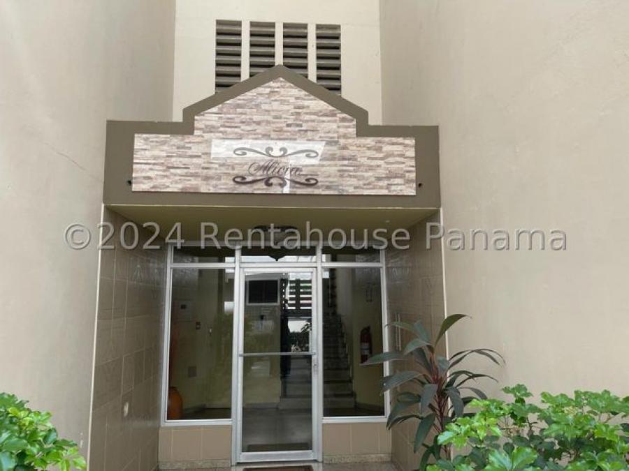 Apartment in Parque Lefevre