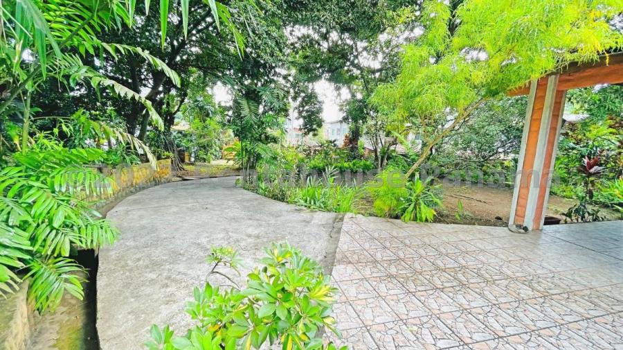 Home in Metric Way