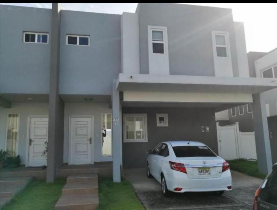 Casa en Venta en Rufina alfaro, Paseo del Norte, brisas del golf