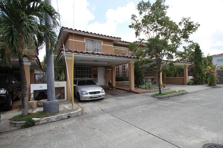 Foto Casa en Venta en PH Dorado Lakes, Altos de Panam, Panam - U$D 300.000 - CAV34501 - BienesOnLine