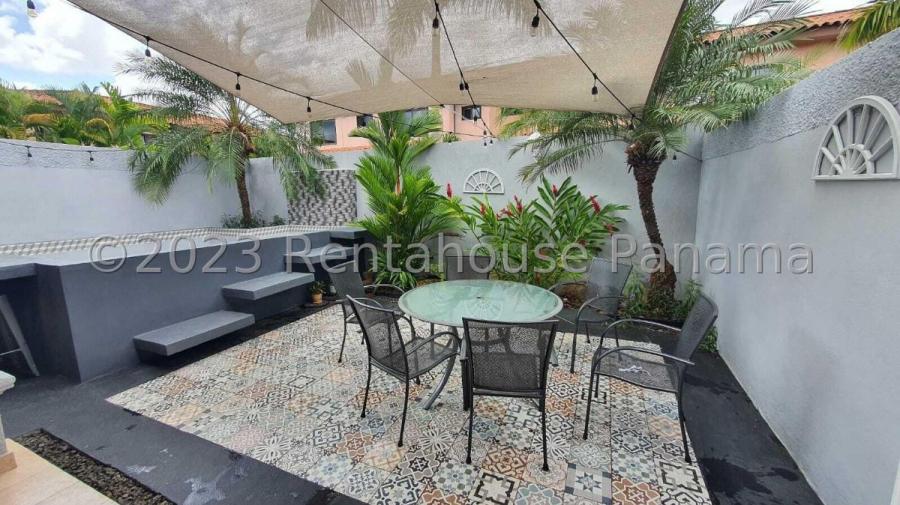 Foto Casa en Venta en Versalles, Juan Daz, Panam - U$D 240.000 - CAV63045 - BienesOnLine