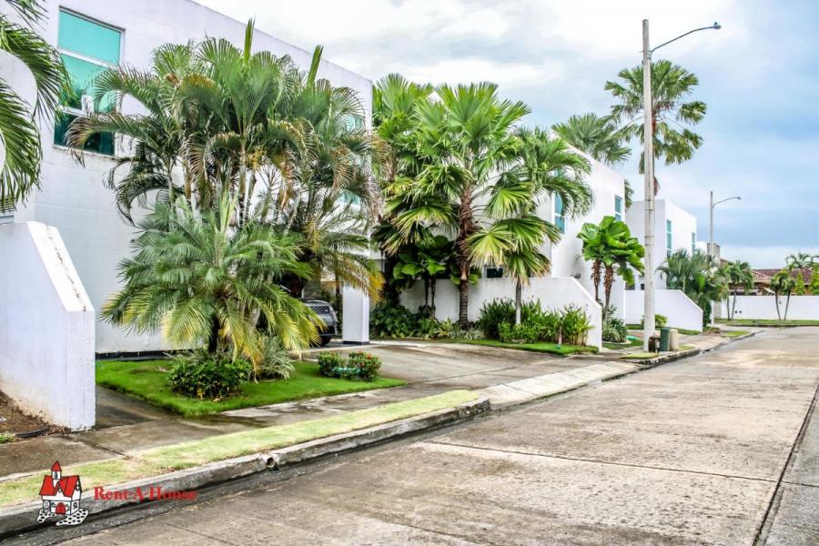 Foto Casa en Venta en PH Costa Esmeralda, Costa Sur, Panam - U$D 495.000 - CAV35297 - BienesOnLine