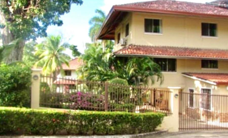 Home in Metric Way