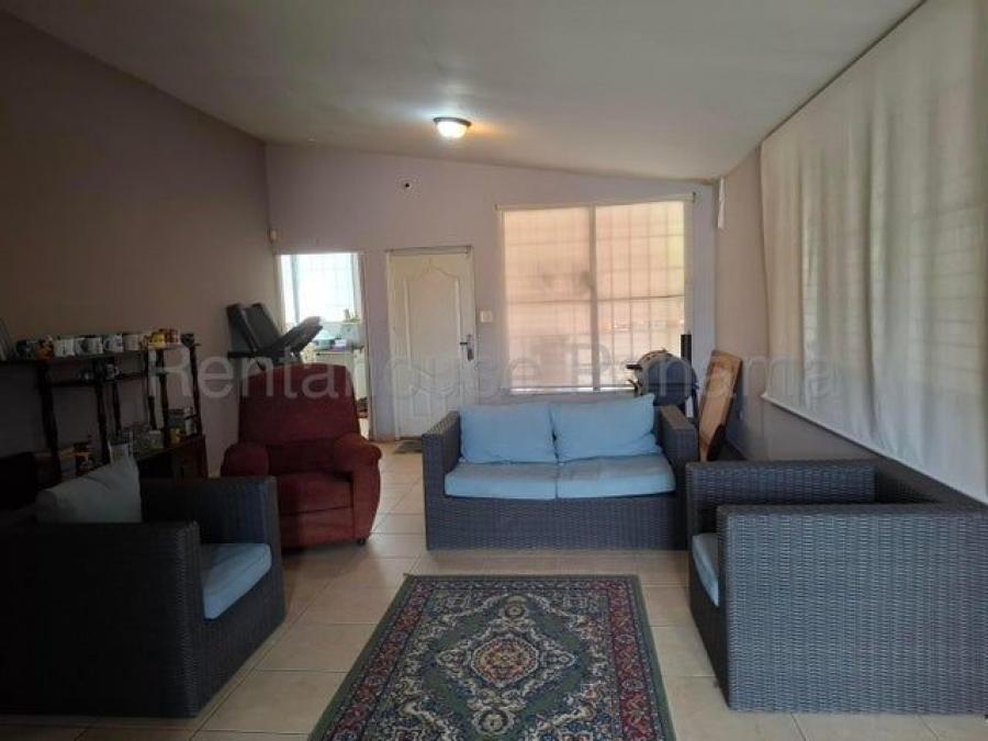 Foto Casa en Venta en Brisas Del Golf, San Miguelito, Panamá - U$D 220.000 - CAV84399 - BienesOnLine