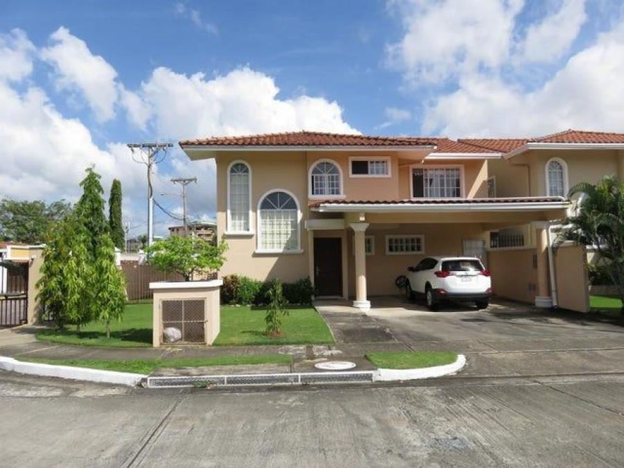 Foto Casa en Venta en Chanis, Parque Lefevre, Panamá - U$D 450.000 - CAV75192 - BienesOnLine