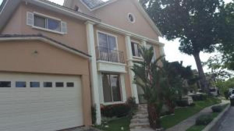 Home in Metric Way