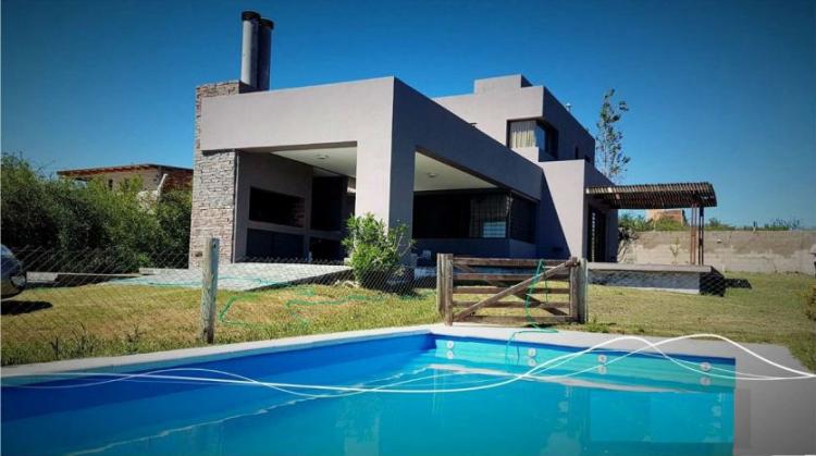 Foto Casa en Venta en Alta Gracia, Crdoba - U$D 250.000 - CAV75916 - BienesOnLine
