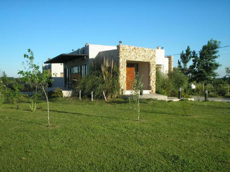 Foto Casa en Venta en Roldan, Santa Fe - U$D 380.000 - CAV75135 - BienesOnLine