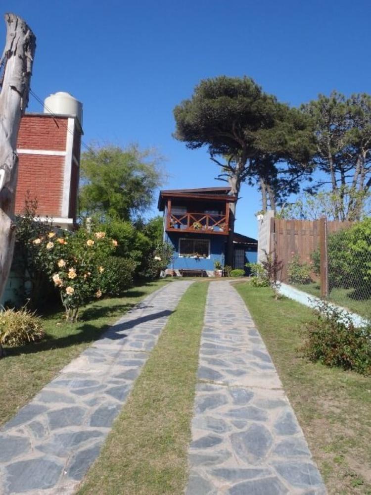 Foto Casa en Alquiler por temporada en NORTE, Villa Gesell, Buenos Aires - $ 300 - CAT93948 - BienesOnLine