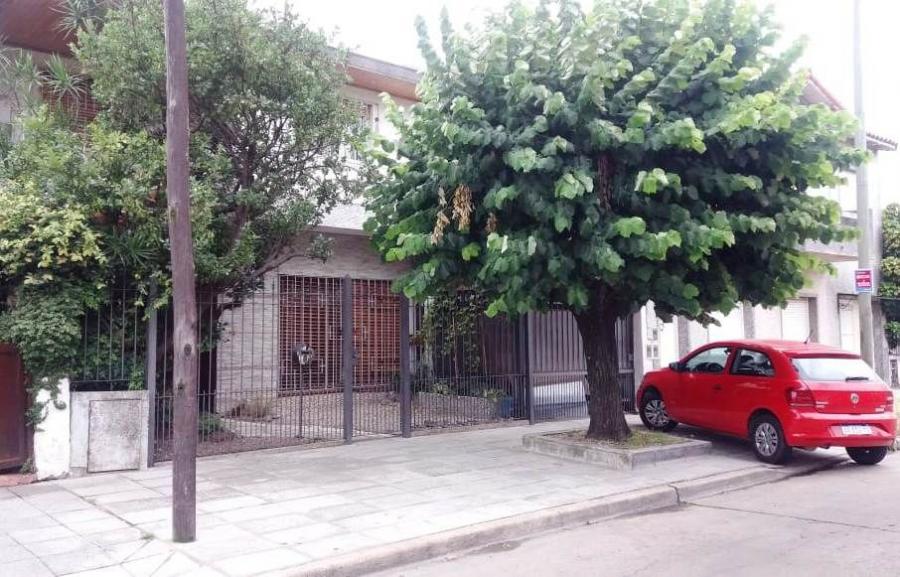 Foto Casa en Venta en Ramos Mejia, Buenos Aires - U$D 288.000 - CAV103334 - BienesOnLine