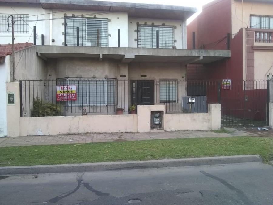 Foto Casa en Venta en Villa Adelina, Buenos Aires - U$D 230.000 - CAV107573 - BienesOnLine