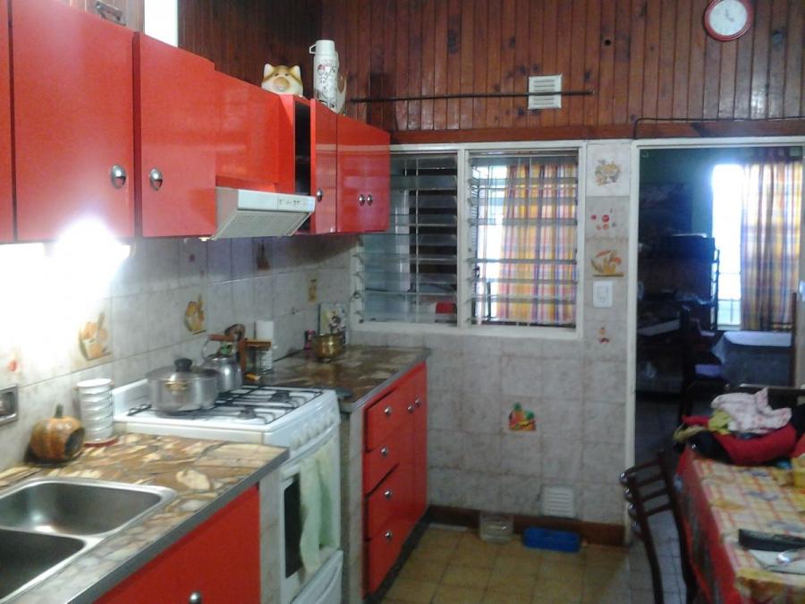 Foto Casa en Venta en Claypole, Buenos Aires - U$D 100.000 - CAV112026 - BienesOnLine