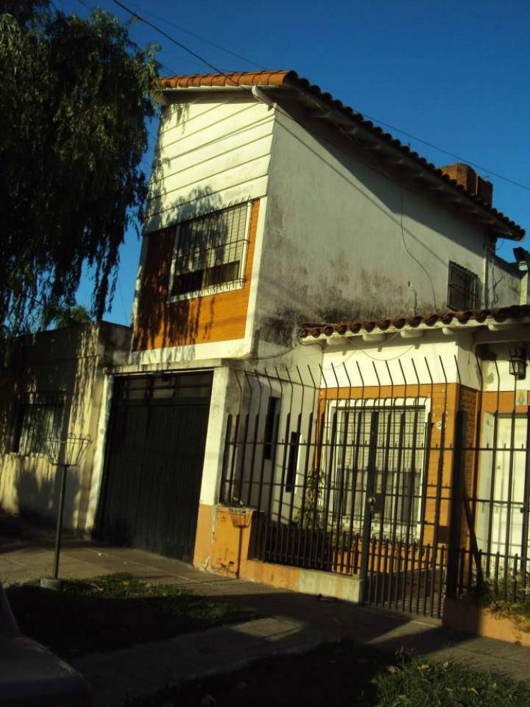 Foto Casa en Venta en Ituzaingo, Buenos Aires - U$D 140.000 - CAV84260 - BienesOnLine