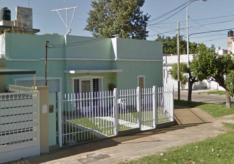 Foto Casa en Venta en Haedo, Buenos Aires - U$D 130.000 - CAV105146 - BienesOnLine