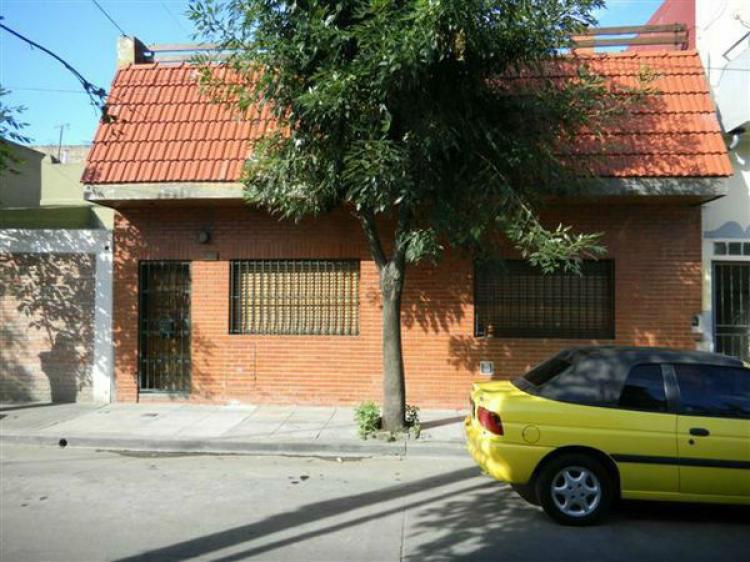 Foto Casa en Venta en Nueva Pompeya, Ciudad de Buenos Aires - U$D 180.000 - CAV97895 - BienesOnLine