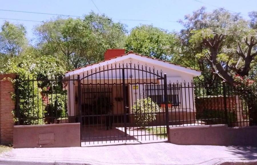 Foto Casa en Venta en MIGUEL MUOZ B, Villa Carlos Paz, Cordoba - U$D 105.000 - CAV104500 - BienesOnLine