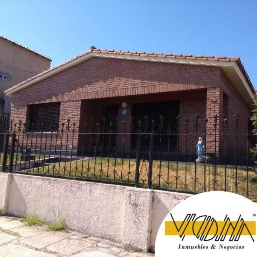 Foto Casa en Venta en Villa Carlos Paz, Crdoba - U$D 300.000 - CAV103987 - BienesOnLine