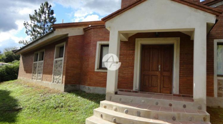 Foto Casa en Venta en Alta Gracia, Crdoba - U$D 250.000 - CAV84425 - BienesOnLine
