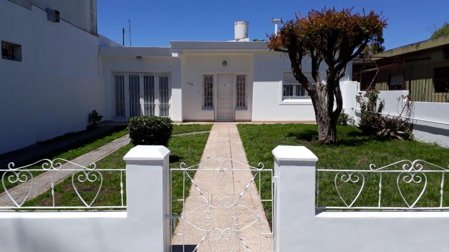 Foto Casa en Venta en Peralta Ramos Oeste, Mar del Plata, Buenos Aires - U$D 69.000 - CAV115092 - BienesOnLine