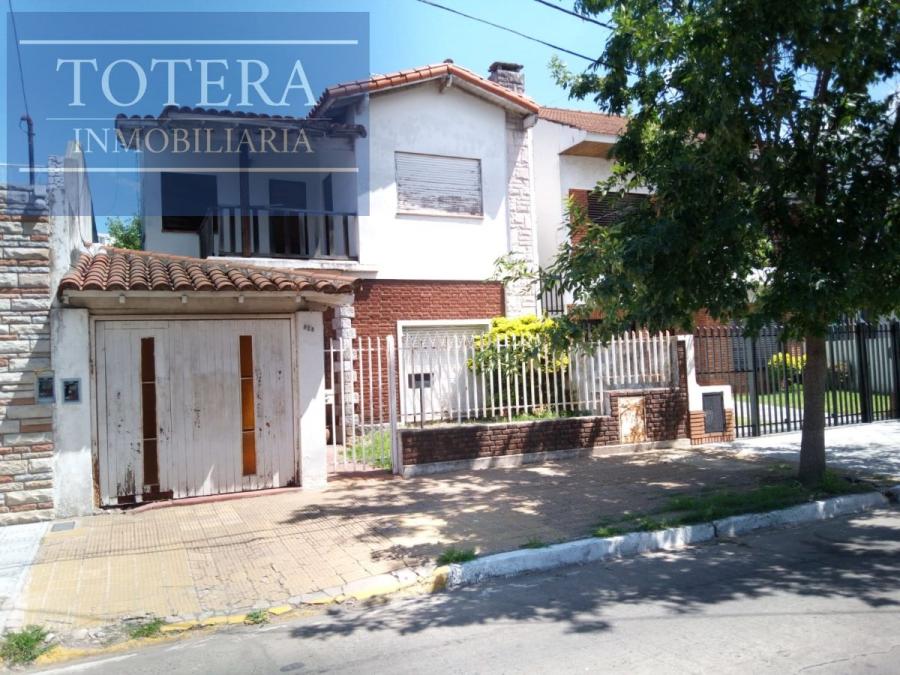 Foto Casa en Venta en Ramos Mejia, Ramos Mejia, Buenos Aires - U$D 180.000 - CAV116228 - BienesOnLine